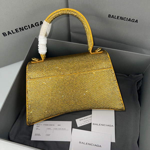 (image for) BALENCIAGA HOURGLASS