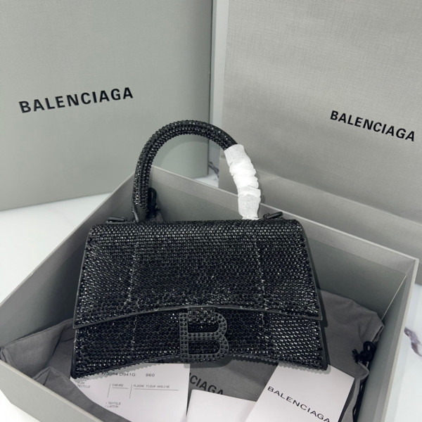 (image for) BALENCIAGA HOURGLASS