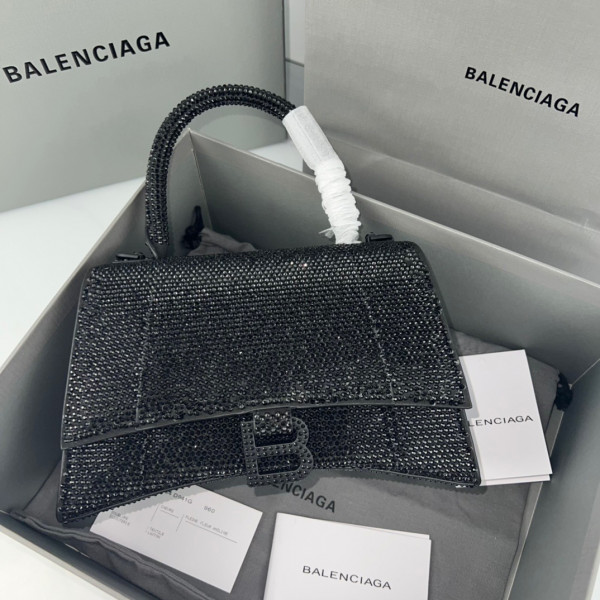 (image for) BALENCIAGA HOURGLASS