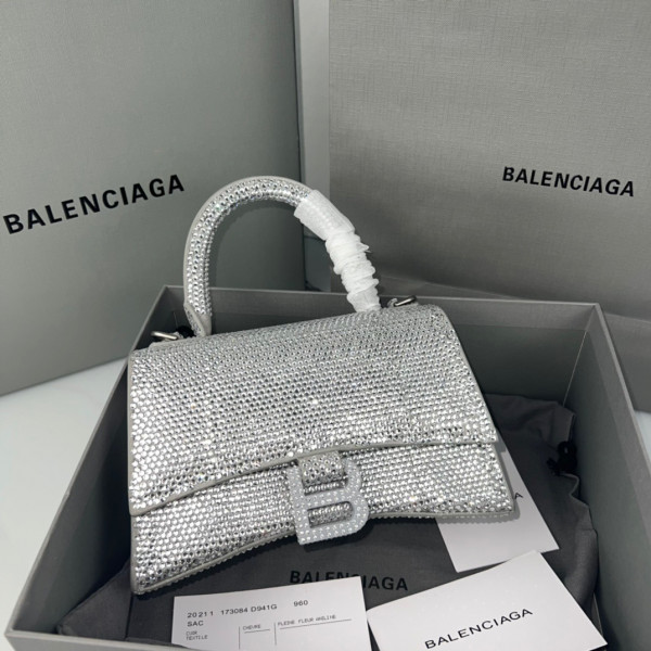 (image for) BALENCIAGA HOURGLASS