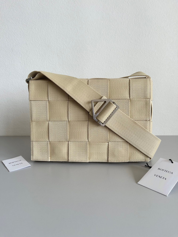 (image for) BOTTEGA VENETA CASSETTE Webbing