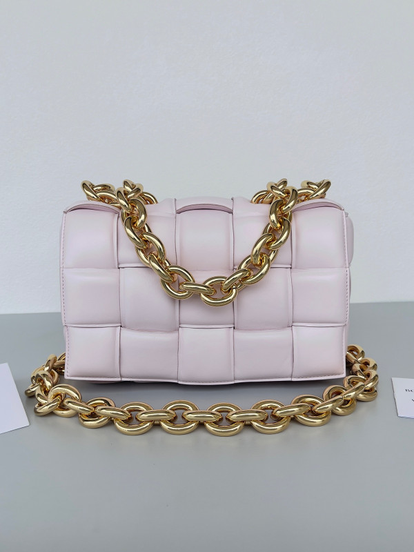 (image for) BOTTEGA VENETA THE CHAIN CASSETTE