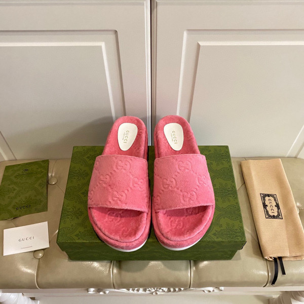 (image for) GUCCI GG platform sandal