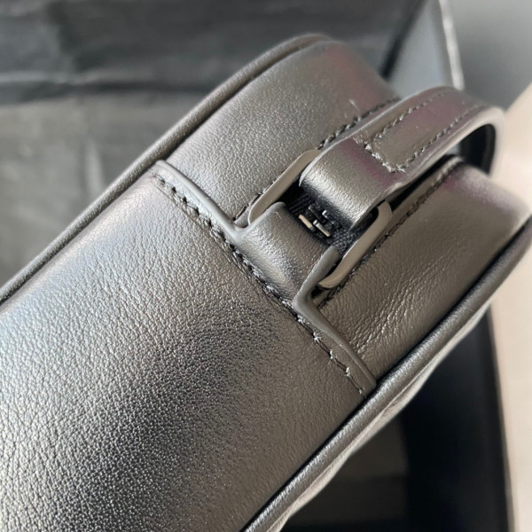 YSL LOU CAMERA BAG-23*16*6CM [YSL507] CELINE CHANEL ACCESSORIES LOEWE SHOES LOUIS VUITTON DIRO YSL OTHER BRAND HANDBAGS BALENCIAGA BOTTEGA VENETA GOYARD HERMES BURBERRY VALENTINO GUCCI FENDI MIUMIU CHLOE PRADA BVLGARI SUITCASE NEW ARRIVAL 