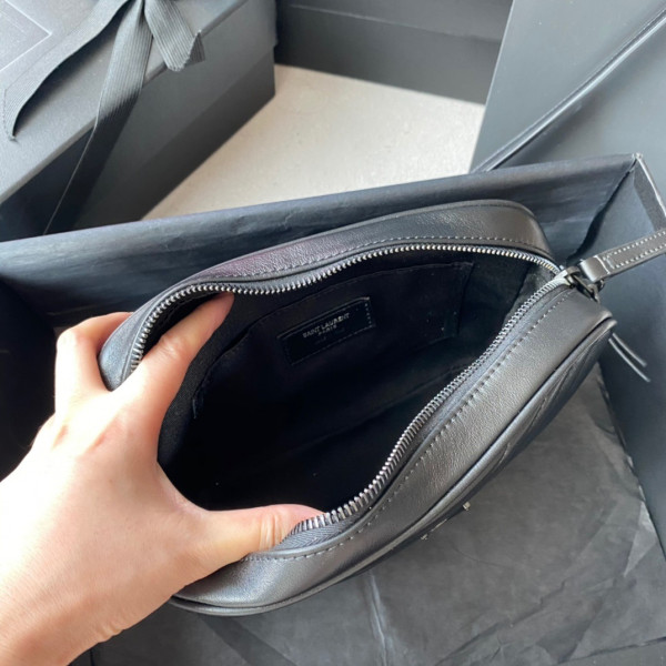 YSL LOU CAMERA BAG-23*16*6CM [YSL507] CELINE CHANEL ACCESSORIES LOEWE SHOES LOUIS VUITTON DIRO YSL OTHER BRAND HANDBAGS BALENCIAGA BOTTEGA VENETA GOYARD HERMES BURBERRY VALENTINO GUCCI FENDI MIUMIU CHLOE PRADA BVLGARI SUITCASE NEW ARRIVAL 
