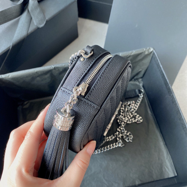 YSL LOU MINI BAG [YSL504] CELINE CHANEL ACCESSORIES LOEWE SHOES LOUIS VUITTON DIRO YSL OTHER BRAND HANDBAGS BALENCIAGA BOTTEGA VENETA GOYARD HERMES BURBERRY VALENTINO GUCCI FENDI MIUMIU CHLOE PRADA BVLGARI SUITCASE NEW ARRIVAL 