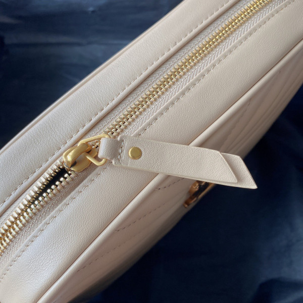 YSL LOU CAMERA BAG-23*16*6CM [YSL500] CELINE CHANEL ACCESSORIES LOEWE SHOES LOUIS VUITTON DIRO YSL OTHER BRAND HANDBAGS BALENCIAGA BOTTEGA VENETA GOYARD HERMES BURBERRY VALENTINO GUCCI FENDI MIUMIU CHLOE PRADA BVLGARI SUITCASE NEW ARRIVAL 