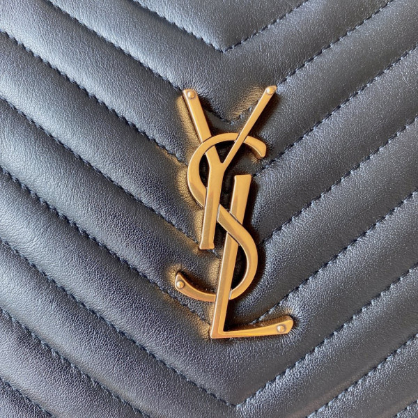 YSL LOU CAMERA BAG-23*16*6CM [YSL497] CELINE CHANEL ACCESSORIES LOEWE SHOES LOUIS VUITTON DIRO YSL OTHER BRAND HANDBAGS BALENCIAGA BOTTEGA VENETA GOYARD HERMES BURBERRY VALENTINO GUCCI FENDI MIUMIU CHLOE PRADA BVLGARI SUITCASE NEW ARRIVAL 