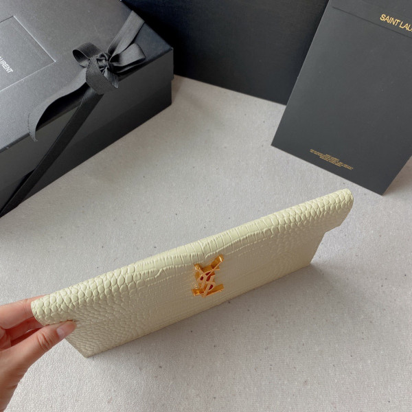 YSL UPTOWN POUCH [YSL488] CELINE CHANEL ACCESSORIES LOEWE SHOES LOUIS VUITTON DIRO YSL OTHER BRAND HANDBAGS BALENCIAGA BOTTEGA VENETA GOYARD HERMES BURBERRY VALENTINO GUCCI FENDI MIUMIU CHLOE PRADA BVLGARI SUITCASE NEW ARRIVAL 