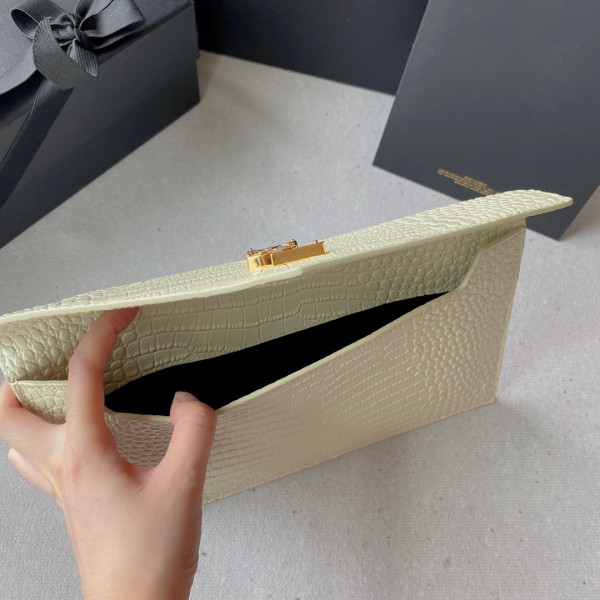 YSL UPTOWN POUCH [YSL488] CELINE CHANEL ACCESSORIES LOEWE SHOES LOUIS VUITTON DIRO YSL OTHER BRAND HANDBAGS BALENCIAGA BOTTEGA VENETA GOYARD HERMES BURBERRY VALENTINO GUCCI FENDI MIUMIU CHLOE PRADA BVLGARI SUITCASE NEW ARRIVAL 