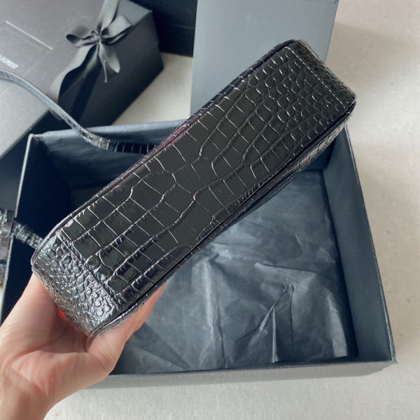 YSL LOU CAMERA BAG-23*16*6CM [YSL479] CELINE CHANEL ACCESSORIES LOEWE SHOES LOUIS VUITTON DIRO YSL OTHER BRAND HANDBAGS BALENCIAGA BOTTEGA VENETA GOYARD HERMES BURBERRY VALENTINO GUCCI FENDI MIUMIU CHLOE PRADA BVLGARI SUITCASE NEW ARRIVAL 