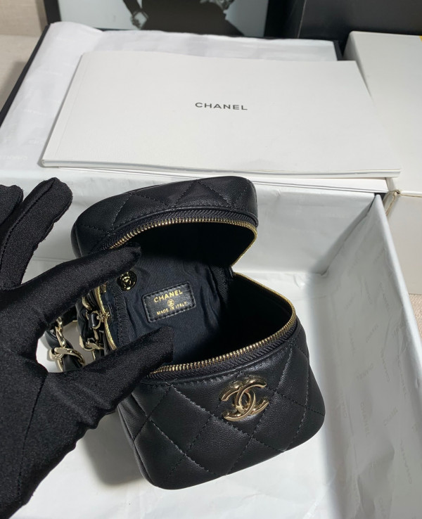 CL CLUTCH WITH HANDLE [AP2803-3] CELINE CHANEL ACCESSORIES LOEWE SHOES LOUIS VUITTON DIRO YSL OTHER BRAND HANDBAGS BALENCIAGA BOTTEGA VENETA GOYARD HERMES BURBERRY VALENTINO GUCCI FENDI MIUMIU CHLOE PRADA BVLGARI SUITCASE NEW ARRIVAL 