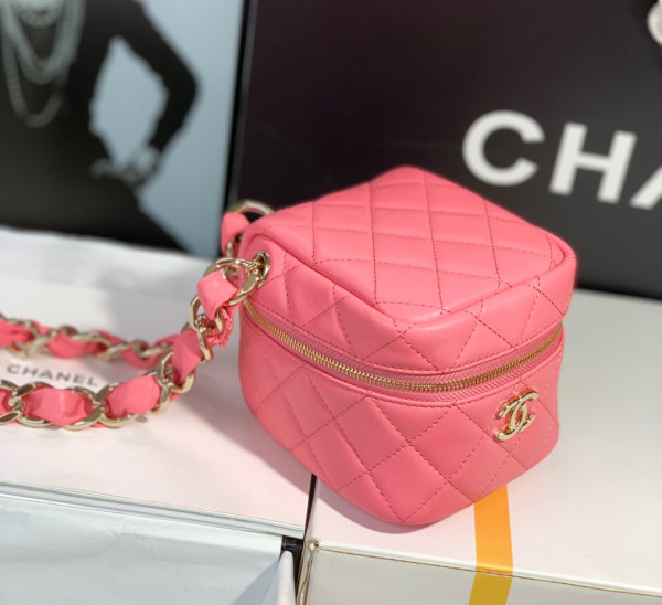 CL CLUTCH WITH HANDLE [AP2803-1] CELINE CHANEL ACCESSORIES LOEWE SHOES LOUIS VUITTON DIRO YSL OTHER BRAND HANDBAGS BALENCIAGA BOTTEGA VENETA GOYARD HERMES BURBERRY VALENTINO GUCCI FENDI MIUMIU CHLOE PRADA BVLGARI SUITCASE NEW ARRIVAL 