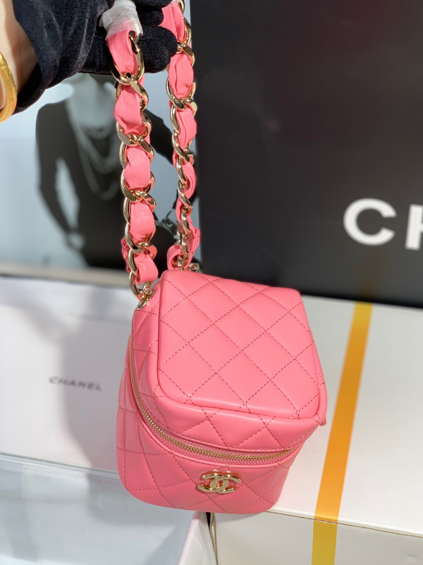 CL CLUTCH WITH HANDLE [AP2803-1] CELINE CHANEL ACCESSORIES LOEWE SHOES LOUIS VUITTON DIRO YSL OTHER BRAND HANDBAGS BALENCIAGA BOTTEGA VENETA GOYARD HERMES BURBERRY VALENTINO GUCCI FENDI MIUMIU CHLOE PRADA BVLGARI SUITCASE NEW ARRIVAL 