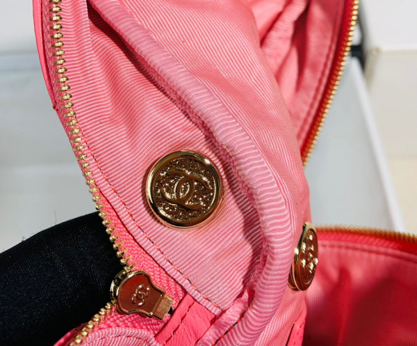 CL CLUTCH WITH HANDLE [AP2803-1] CELINE CHANEL ACCESSORIES LOEWE SHOES LOUIS VUITTON DIRO YSL OTHER BRAND HANDBAGS BALENCIAGA BOTTEGA VENETA GOYARD HERMES BURBERRY VALENTINO GUCCI FENDI MIUMIU CHLOE PRADA BVLGARI SUITCASE NEW ARRIVAL 