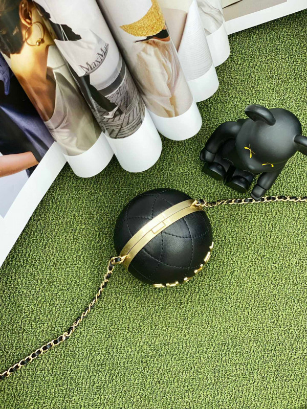 CL SPHERE MINAUDIERE [AP2895-3] CELINE CHANEL ACCESSORIES LOEWE SHOES LOUIS VUITTON DIRO YSL OTHER BRAND HANDBAGS BALENCIAGA BOTTEGA VENETA GOYARD HERMES BURBERRY VALENTINO GUCCI FENDI MIUMIU CHLOE PRADA BVLGARI SUITCASE NEW ARRIVAL 