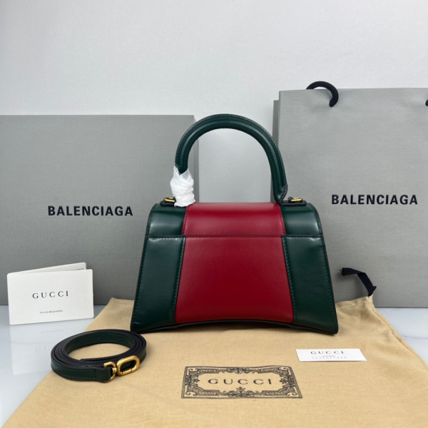 (image for) BALENCIAGA HOURGLASS