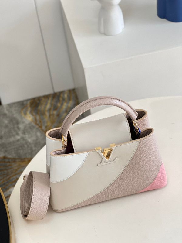 (image for) LOUIS VUITTON CAPUCINES BB