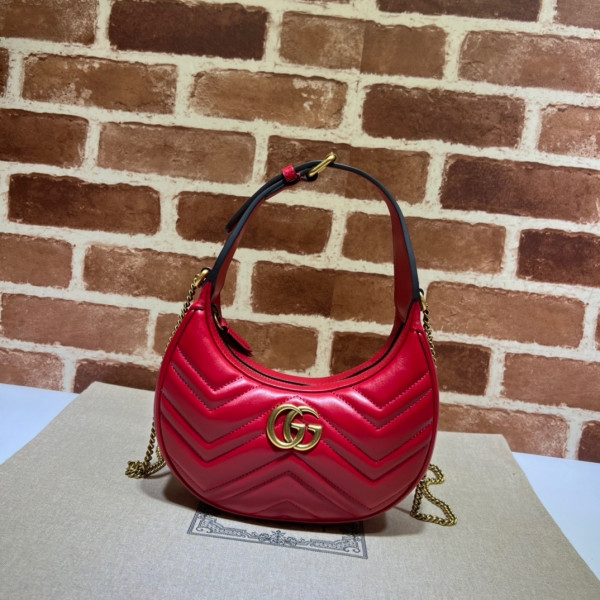 GUCCI GG Marmont half-moon-shaped mini bag [?699514-3] CELINE CHANEL ACCESSORIES LOEWE SHOES LOUIS VUITTON DIRO YSL OTHER BRAND HANDBAGS BALENCIAGA BOTTEGA VENETA GOYARD HERMES BURBERRY VALENTINO GUCCI FENDI MIUMIU CHLOE PRADA BVLGARI SUITCASE NEW ARRIVAL 