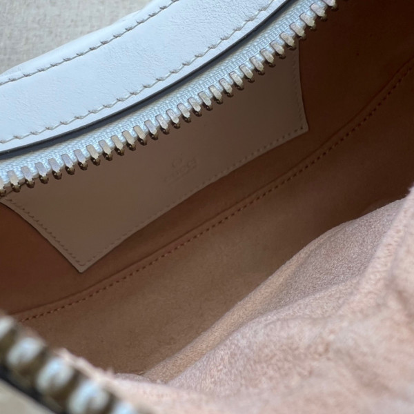 GUCCI GG Marmont half-moon-shaped mini bag [?699514-2] CELINE CHANEL ACCESSORIES LOEWE SHOES LOUIS VUITTON DIRO YSL OTHER BRAND HANDBAGS BALENCIAGA BOTTEGA VENETA GOYARD HERMES BURBERRY VALENTINO GUCCI FENDI MIUMIU CHLOE PRADA BVLGARI SUITCASE NEW ARRIVAL 