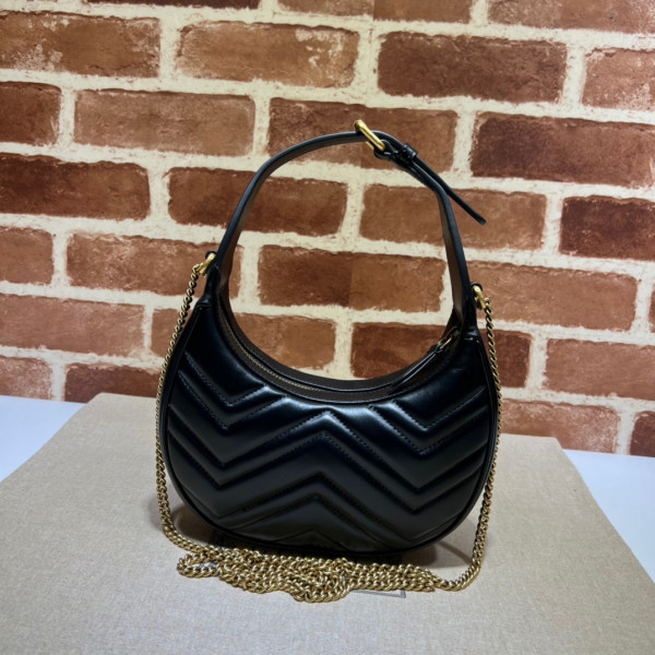 GUCCI GG Marmont half-moon-shaped mini bag [?699514-1] CELINE CHANEL ACCESSORIES LOEWE SHOES LOUIS VUITTON DIRO YSL OTHER BRAND HANDBAGS BALENCIAGA BOTTEGA VENETA GOYARD HERMES BURBERRY VALENTINO GUCCI FENDI MIUMIU CHLOE PRADA BVLGARI SUITCASE NEW ARRIVAL 