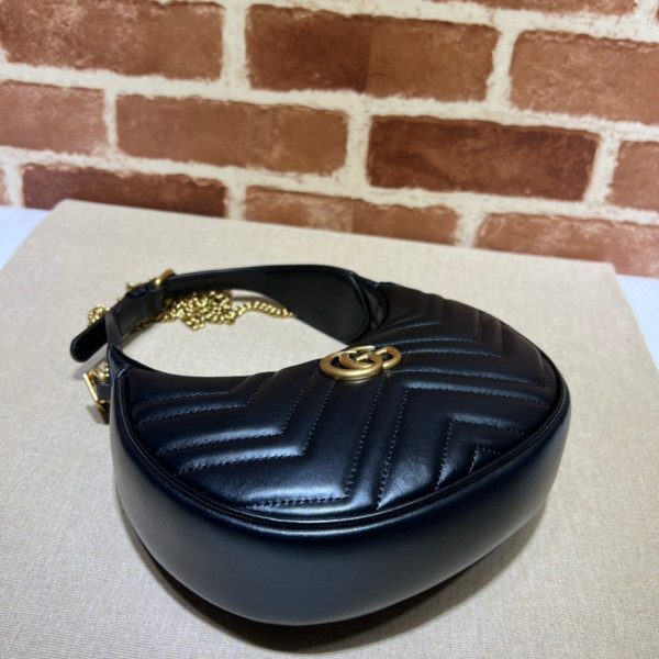 GUCCI GG Marmont half-moon-shaped mini bag [?699514-1] CELINE CHANEL ACCESSORIES LOEWE SHOES LOUIS VUITTON DIRO YSL OTHER BRAND HANDBAGS BALENCIAGA BOTTEGA VENETA GOYARD HERMES BURBERRY VALENTINO GUCCI FENDI MIUMIU CHLOE PRADA BVLGARI SUITCASE NEW ARRIVAL 