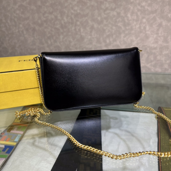 FENDI Wallet On Chain With Pouches [Fendi506] CELINE CHANEL ACCESSORIES LOEWE SHOES LOUIS VUITTON DIRO YSL OTHER BRAND HANDBAGS BALENCIAGA BOTTEGA VENETA GOYARD HERMES BURBERRY VALENTINO GUCCI FENDI MIUMIU CHLOE PRADA BVLGARI SUITCASE NEW ARRIVAL 