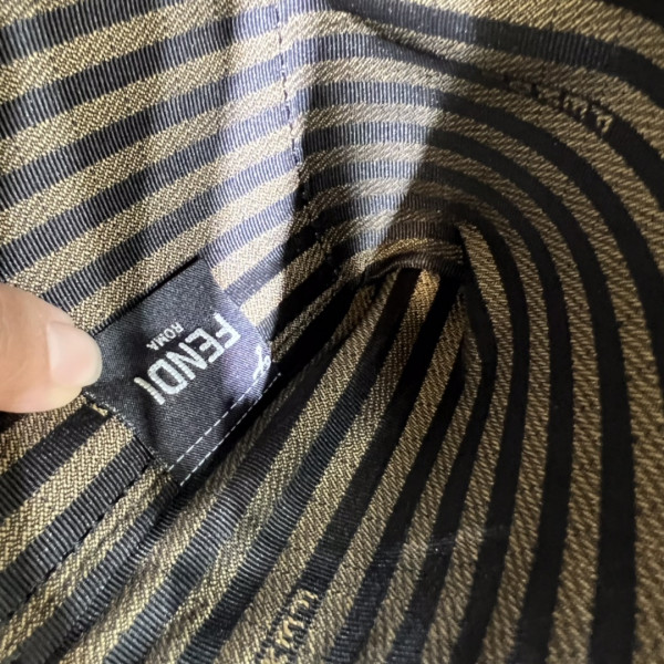 FENDI Wallet On Chain With Pouches [Fendi506] CELINE CHANEL ACCESSORIES LOEWE SHOES LOUIS VUITTON DIRO YSL OTHER BRAND HANDBAGS BALENCIAGA BOTTEGA VENETA GOYARD HERMES BURBERRY VALENTINO GUCCI FENDI MIUMIU CHLOE PRADA BVLGARI SUITCASE NEW ARRIVAL 