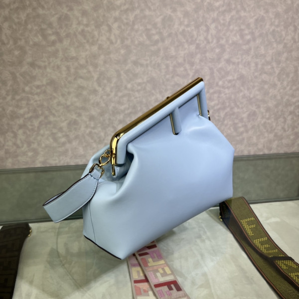 FENDI FIRST MEDIUM [Fendi505] CELINE CHANEL ACCESSORIES LOEWE SHOES LOUIS VUITTON DIRO YSL OTHER BRAND HANDBAGS BALENCIAGA BOTTEGA VENETA GOYARD HERMES BURBERRY VALENTINO GUCCI FENDI MIUMIU CHLOE PRADA BVLGARI SUITCASE NEW ARRIVAL 