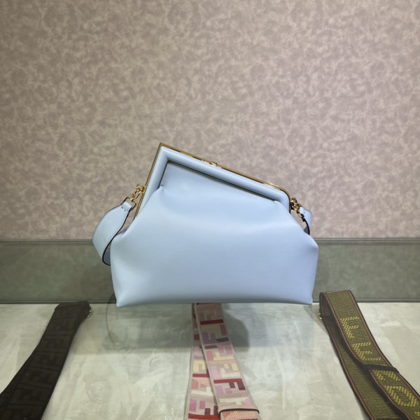 FENDI FIRST MEDIUM [Fendi505] CELINE CHANEL ACCESSORIES LOEWE SHOES LOUIS VUITTON DIRO YSL OTHER BRAND HANDBAGS BALENCIAGA BOTTEGA VENETA GOYARD HERMES BURBERRY VALENTINO GUCCI FENDI MIUMIU CHLOE PRADA BVLGARI SUITCASE NEW ARRIVAL 