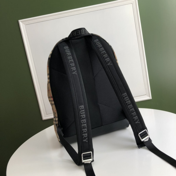 BURBERRY Vintage Check Nylon Backpack [Burberry186] CELINE CHANEL ACCESSORIES LOEWE SHOES LOUIS VUITTON DIRO YSL OTHER BRAND HANDBAGS BALENCIAGA BOTTEGA VENETA GOYARD HERMES BURBERRY VALENTINO GUCCI FENDI MIUMIU CHLOE PRADA BVLGARI SUITCASE NEW ARRIVAL 