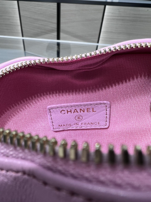CL HEART CLUTCH WITH CHAIN [AP2784-4] CELINE CHANEL ACCESSORIES LOEWE SHOES LOUIS VUITTON DIRO YSL OTHER BRAND HANDBAGS BALENCIAGA BOTTEGA VENETA GOYARD HERMES BURBERRY VALENTINO GUCCI FENDI MIUMIU CHLOE PRADA BVLGARI SUITCASE NEW ARRIVAL 
