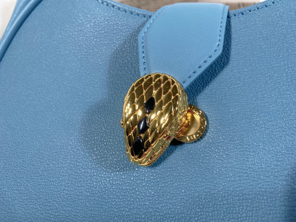 BVLGARI SERPENTI ELLIPSE CROSSBODY BAG [Bvlgari70] CELINE CHANEL ACCESSORIES LOEWE SHOES LOUIS VUITTON DIRO YSL OTHER BRAND HANDBAGS BALENCIAGA BOTTEGA VENETA GOYARD HERMES BURBERRY VALENTINO GUCCI FENDI MIUMIU CHLOE PRADA BVLGARI SUITCASE NEW ARRIVAL 