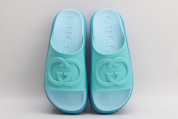 GUCCI slide with Interlocking G [692845-3] CELINE CHANEL ACCESSORIES LOEWE SHOES LOUIS VUITTON DIRO YSL OTHER BRAND HANDBAGS BALENCIAGA BOTTEGA VENETA GOYARD HERMES BURBERRY VALENTINO GUCCI FENDI MIUMIU CHLOE PRADA BVLGARI SUITCASE NEW ARRIVAL 