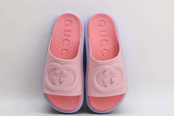 GUCCI slide with Interlocking G [692845-1] CELINE CHANEL ACCESSORIES LOEWE SHOES LOUIS VUITTON DIRO YSL OTHER BRAND HANDBAGS BALENCIAGA BOTTEGA VENETA GOYARD HERMES BURBERRY VALENTINO GUCCI FENDI MIUMIU CHLOE PRADA BVLGARI SUITCASE NEW ARRIVAL 