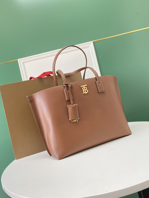 BURBERRY Medium Monogram Motif Leather Tote (image for) BURBERRY Medium Monogram Motif Leather Tote