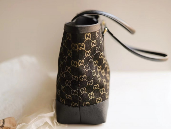 (image for) GUCCI Ophidia medium tote with Web