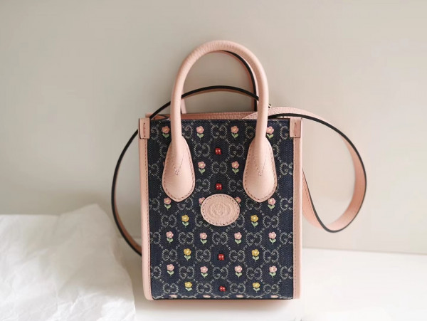 (image for) Gucci Mini tote bag with Interlocking G