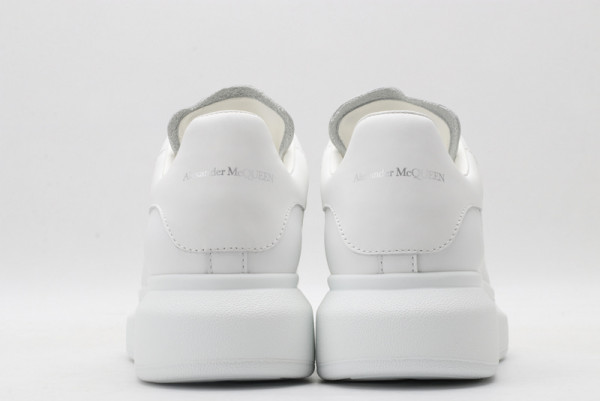 (image for) ALEXANDER MCQUEEN Oversized Sneaker