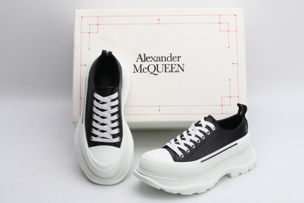 (image for) ALEXANDER MCQUEEN Tread Slick Lace Up