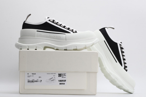 (image for) ALEXANDER MCQUEEN Tread Slick Lace Up