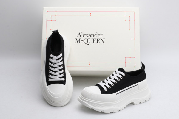 (image for) ALEXANDER MCQUEEN Tread Slick Lace Up