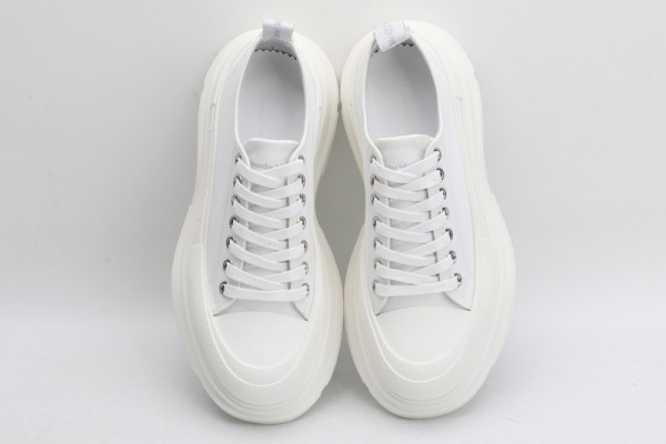 (image for) ALEXANDER MCQUEEN Tread Slick Lace Up