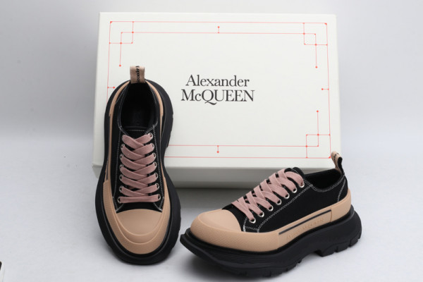 (image for) ALEXANDER MCQUEEN Tread Slick Lace Up