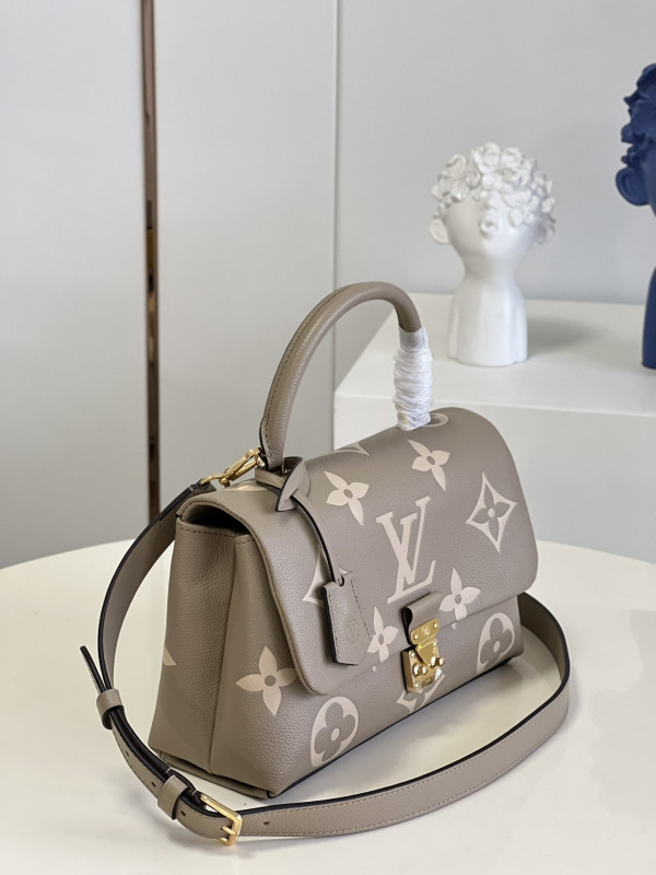 (image for) LOUIS VUITTON MADELEINE MM