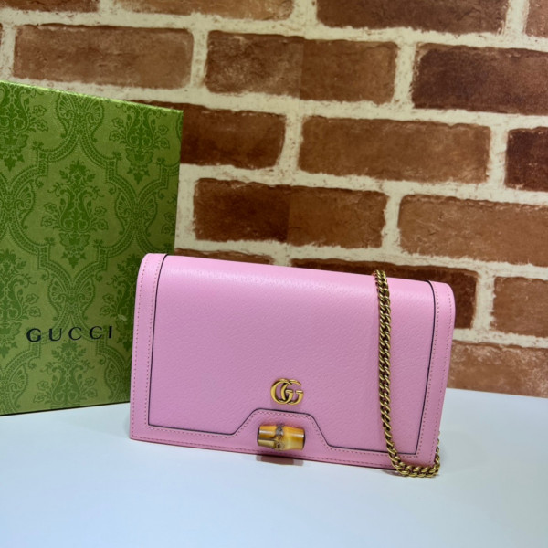 (image for) Gucci Diana mini bag with bamboo