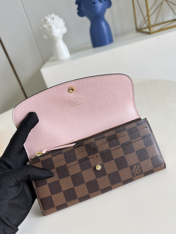 LOUIS VUITTON EMILIE wallet [Louis1774] CELINE CHANEL ACCESSORIES LOEWE SHOES LOUIS VUITTON DIRO YSL OTHER BRAND HANDBAGS BALENCIAGA BOTTEGA VENETA GOYARD HERMES BURBERRY VALENTINO GUCCI FENDI MIUMIU CHLOE PRADA BVLGARI SUITCASE NEW ARRIVAL 