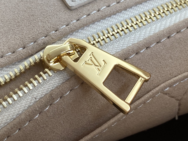 LOUIS VUITTON ONTHEGO MM [M46060] CELINE CHANEL ACCESSORIES LOEWE SHOES LOUIS VUITTON DIRO YSL OTHER BRAND HANDBAGS BALENCIAGA BOTTEGA VENETA GOYARD HERMES BURBERRY VALENTINO GUCCI FENDI MIUMIU CHLOE PRADA BVLGARI SUITCASE NEW ARRIVAL 