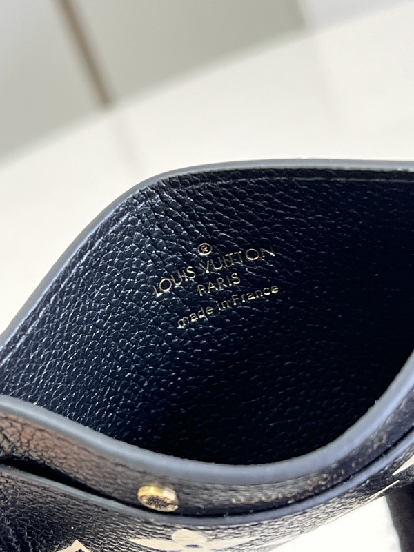 Louis Vuitton CARD HOLDER [M81022] CELINE CHANEL ACCESSORIES LOEWE SHOES LOUIS VUITTON DIRO YSL OTHER BRAND HANDBAGS BALENCIAGA BOTTEGA VENETA GOYARD HERMES BURBERRY VALENTINO GUCCI FENDI MIUMIU CHLOE PRADA BVLGARI SUITCASE NEW ARRIVAL 