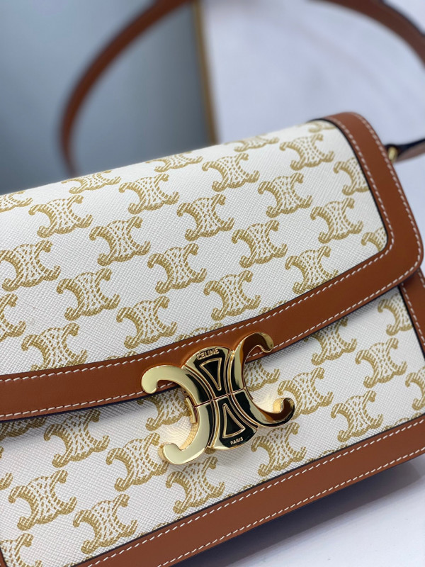 CELIN* MEDIUM TRIOMPHE BAG [CELIN*308] CELINE CHANEL ACCESSORIES LOEWE SHOES LOUIS VUITTON DIRO YSL OTHER BRAND HANDBAGS BALENCIAGA BOTTEGA VENETA GOYARD HERMES BURBERRY VALENTINO GUCCI FENDI MIUMIU CHLOE PRADA BVLGARI SUITCASE NEW ARRIVAL 